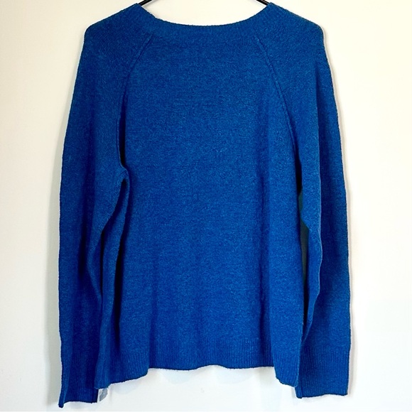Sonoma Women's Blue Crew Neck Sweater - Size: Petite Large - Picture 6 of 6